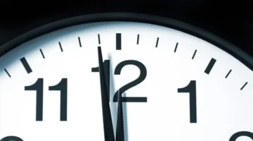 موعد التوقيت الصيفي.. حقيقة تغيير ساعات العمل الرسمية خلال شهر رمضان المبارك